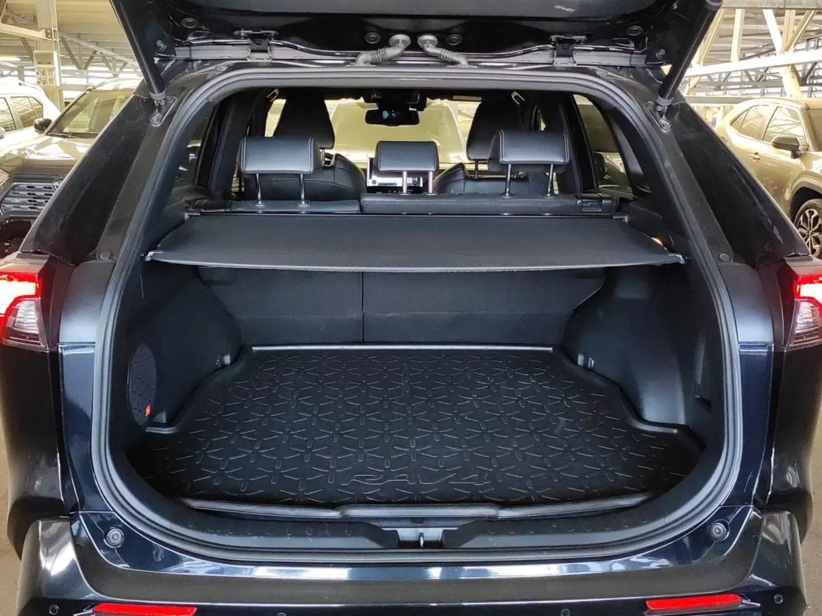 Toyota Rav4 usata a Milano (6)