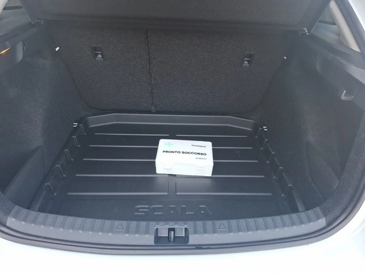 Skoda Scala nuova a Ancona (12)