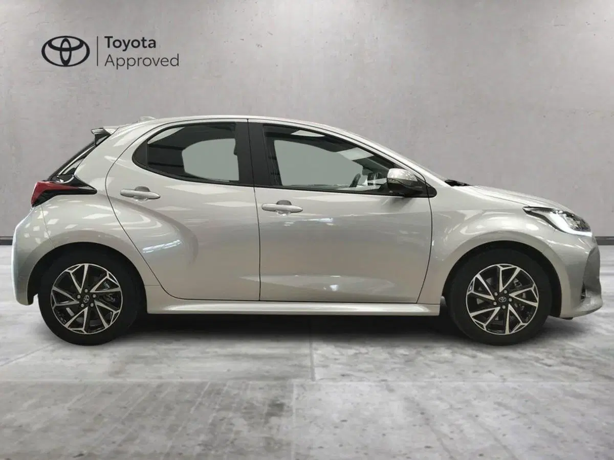 Toyota Yaris usata a Roma (4)