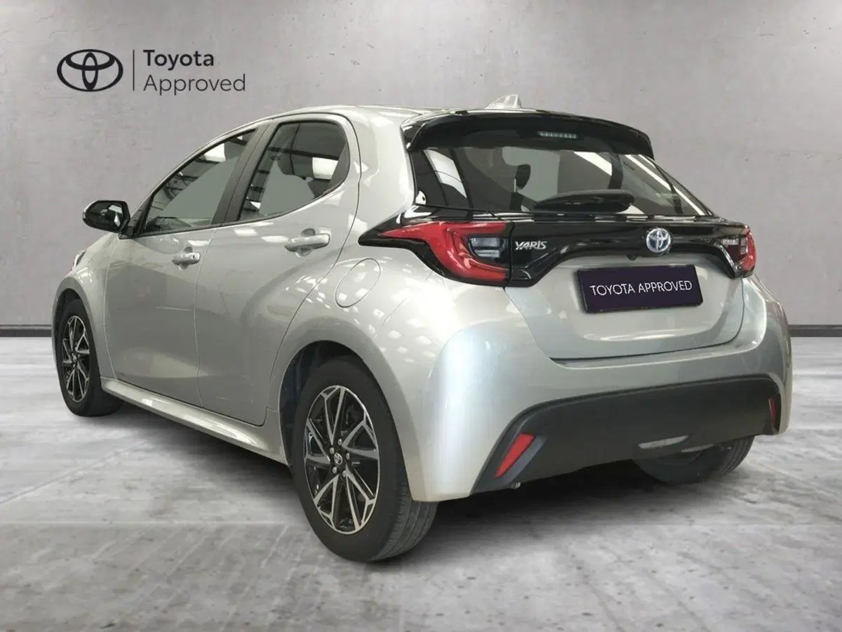 Toyota Yaris usata a Roma (5)