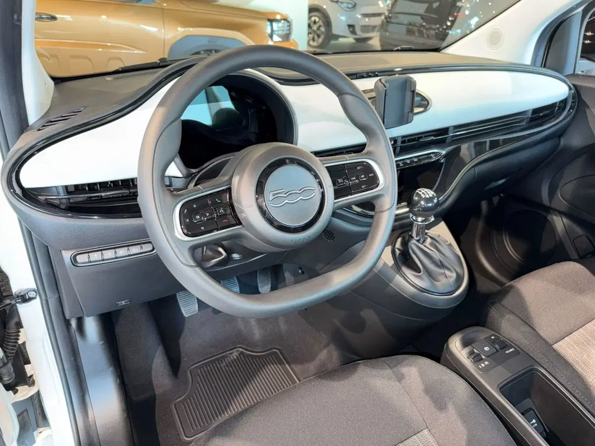 Fiat 500 nuova a Reggio Emilia (8)