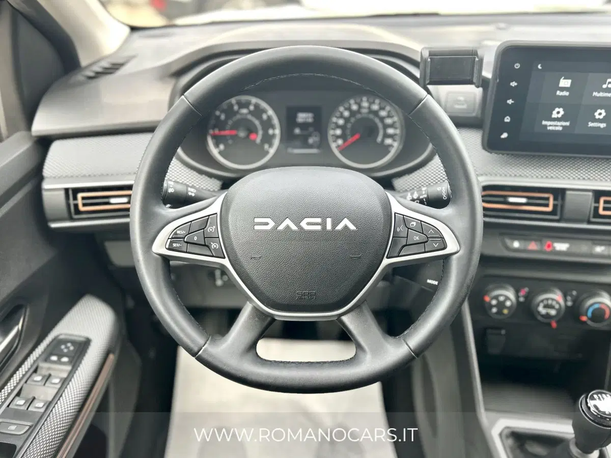 Dacia Sandero usata a Monza e Brianza (9)