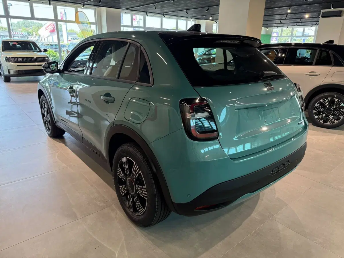 Fiat 600 nuova a Reggio Emilia (4)