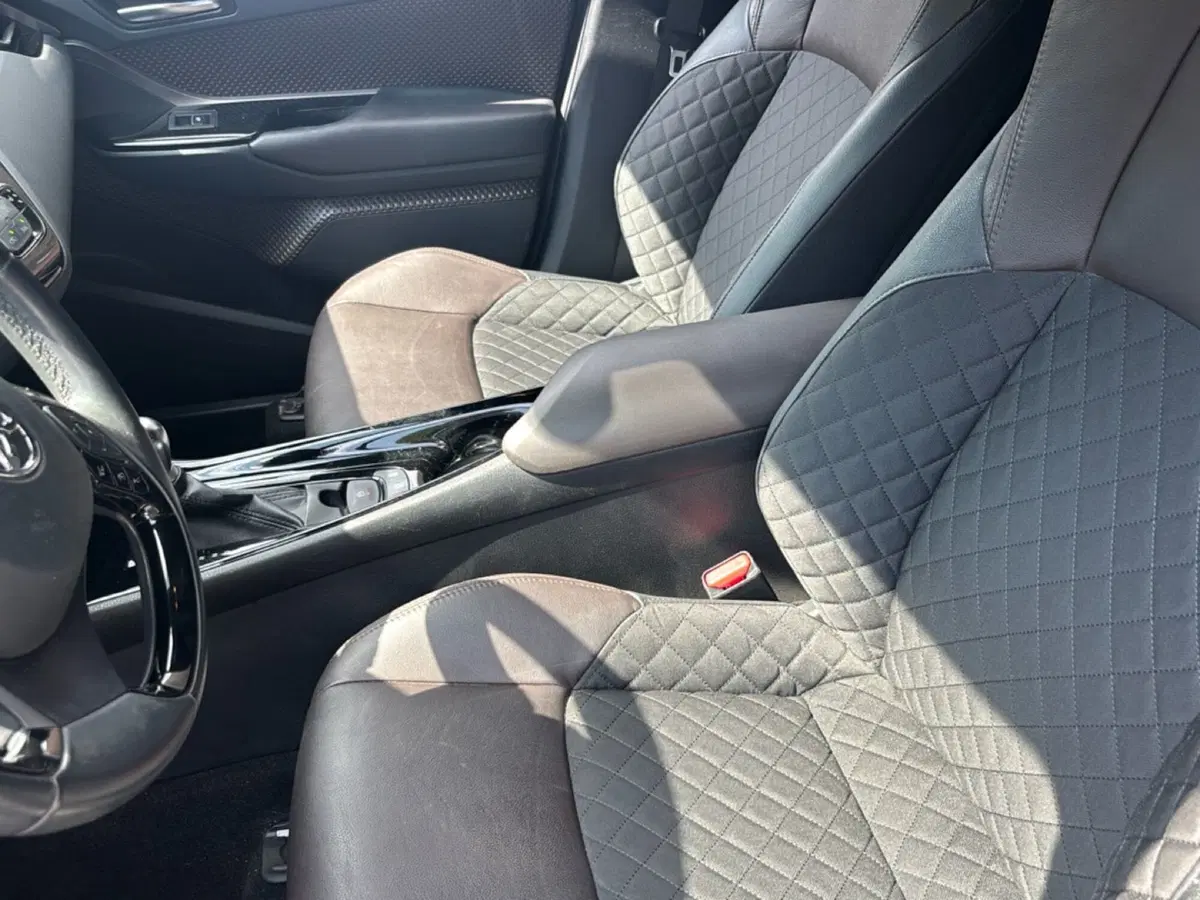 Toyota Toyota C-HR usata a Bologna (8)