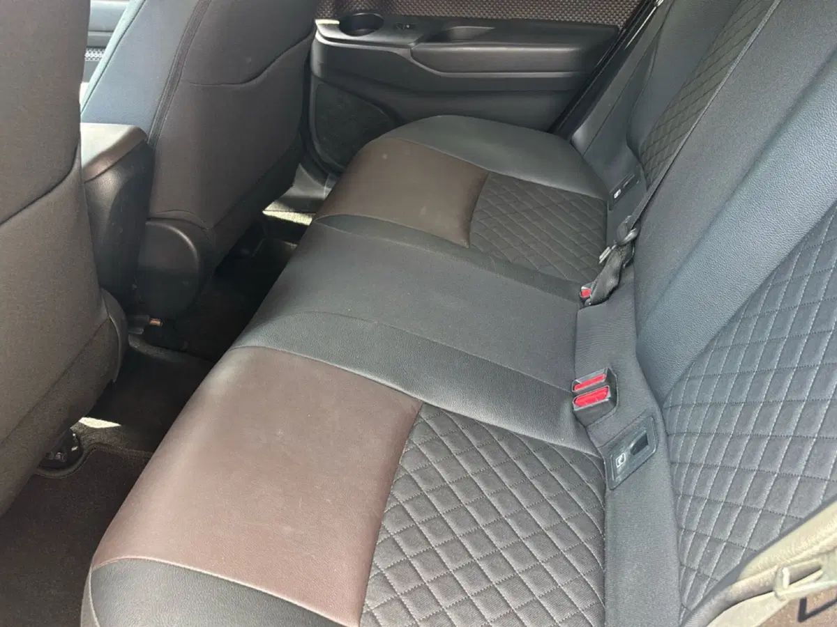 Toyota Toyota C-HR usata a Bologna (9)