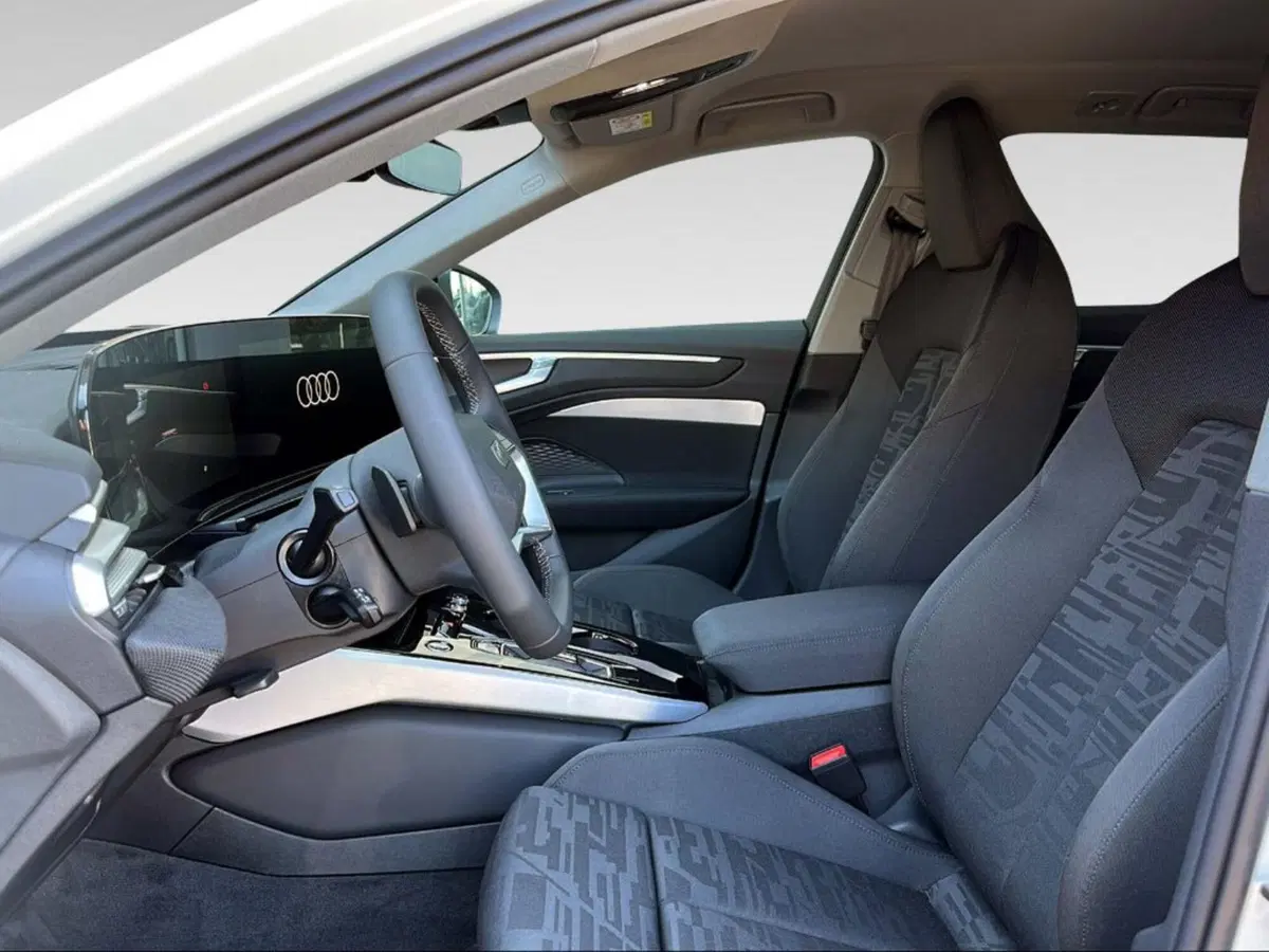 Audi A6 Avant nuova a Pisa (6)