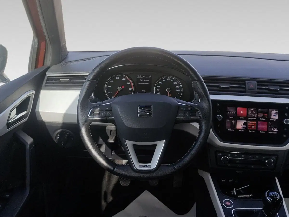 SEAT Arona usata a Firenze (8)