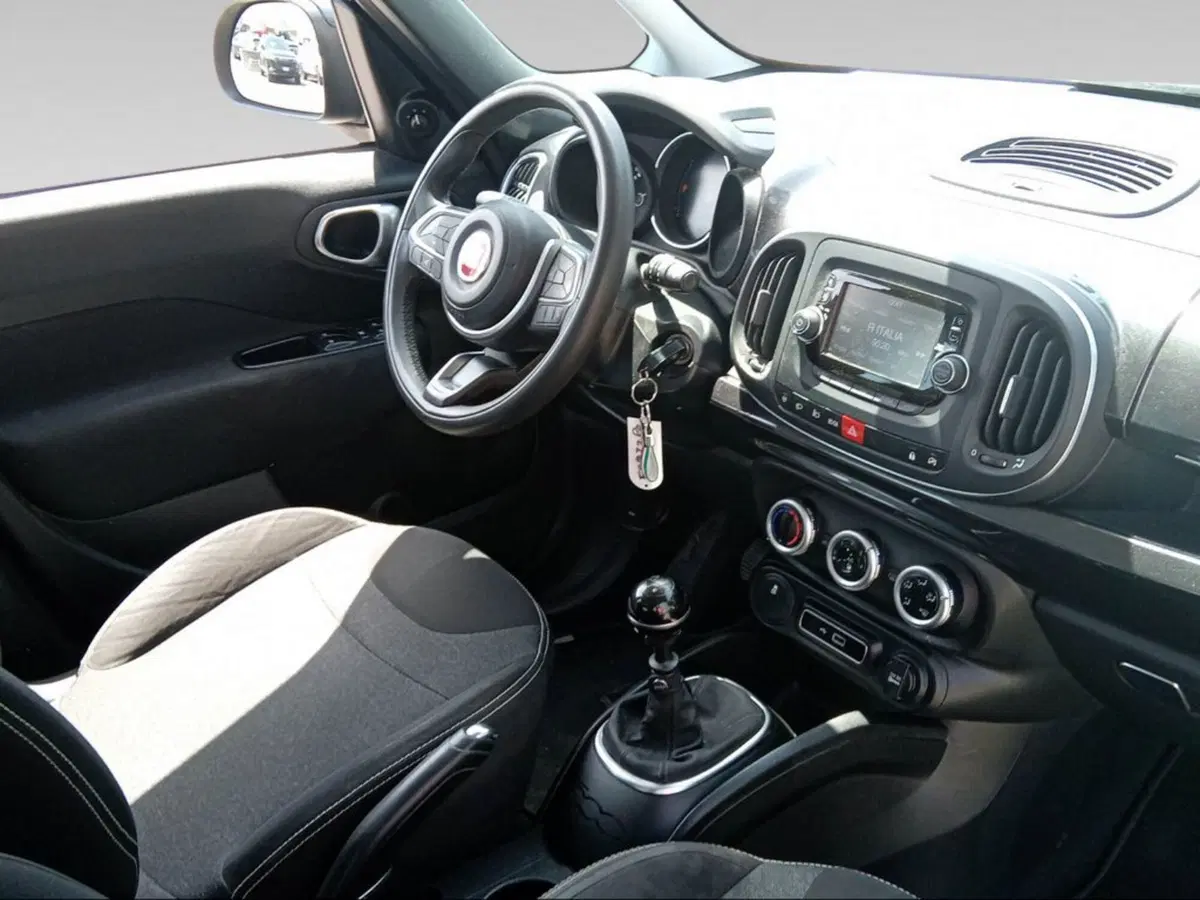 Fiat 500L usata a Firenze (12)