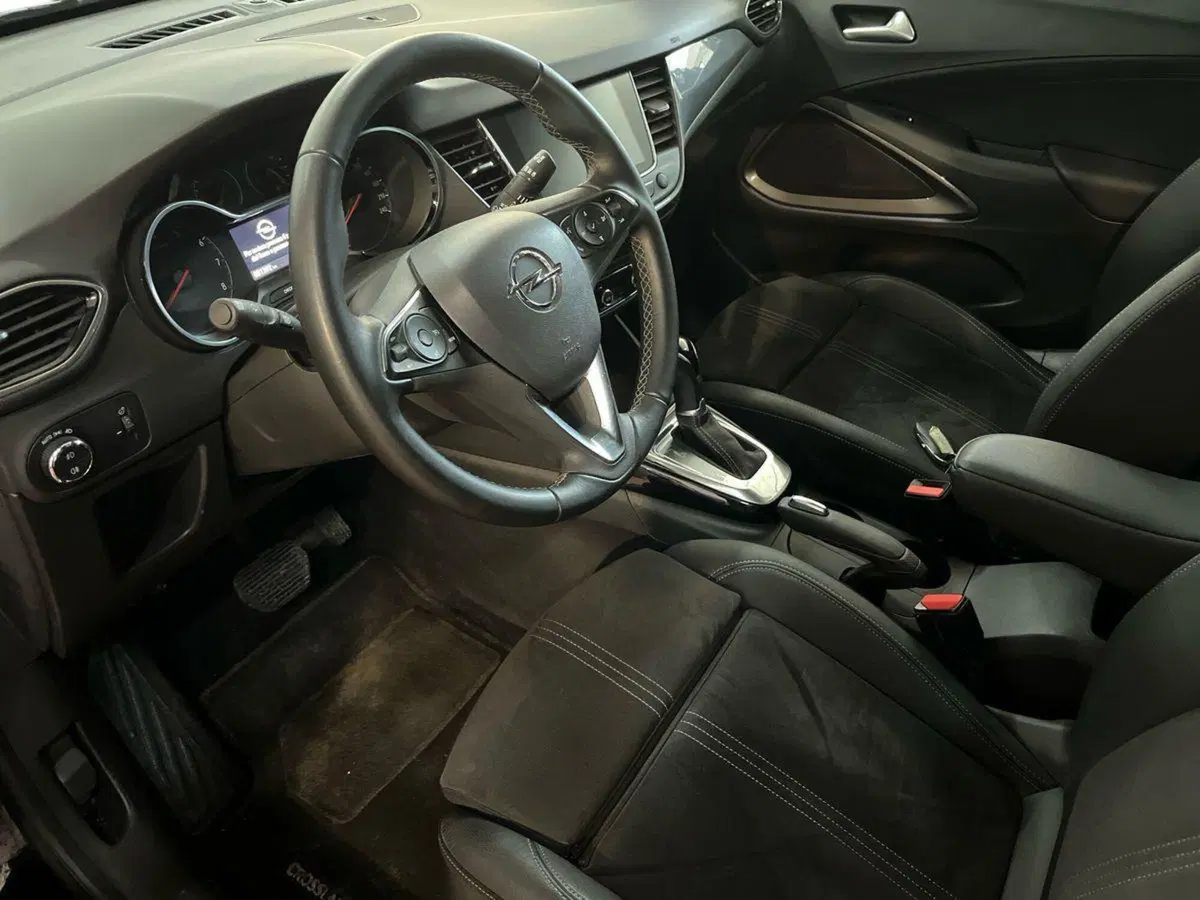 Opel Crossland usata a Bari (10)