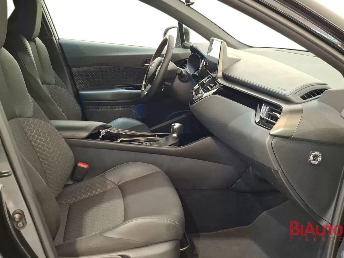 Toyota Toyota C-HR usata a Firenze (18)