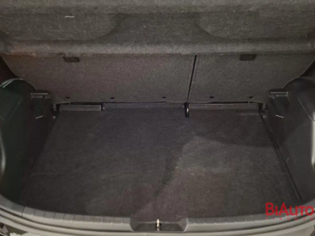 Toyota Yaris usata a Firenze (6)
