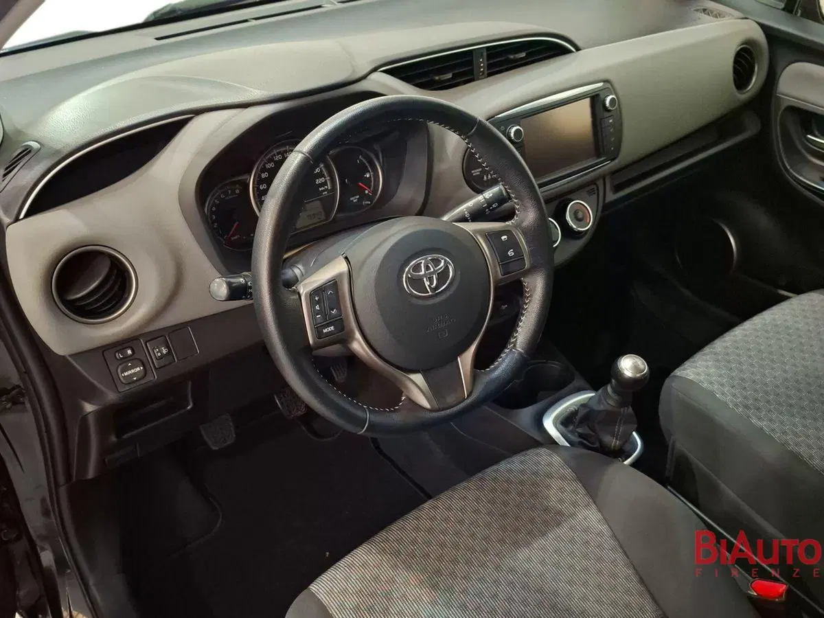 Toyota Yaris usata a Firenze (7)