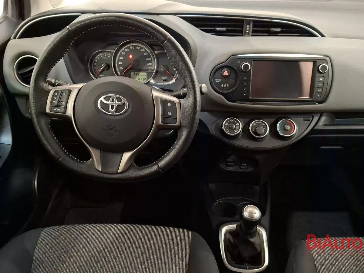 Toyota Yaris usata a Firenze (8)