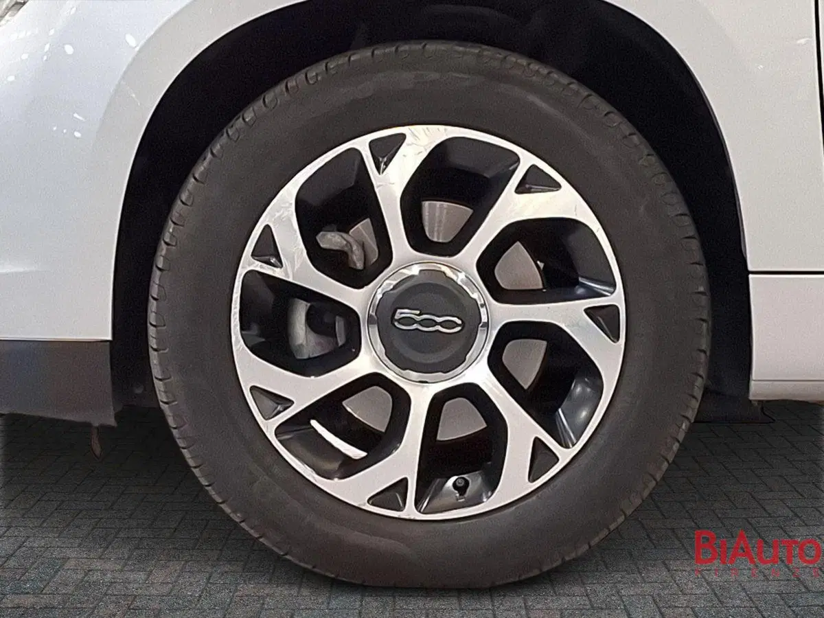 Fiat 500L usata a Firenze (13)