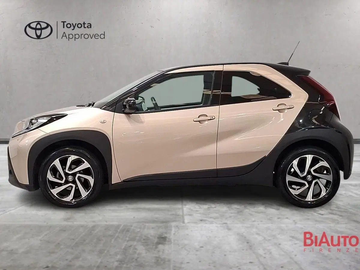 Toyota Aygo X usata a Firenze (3)