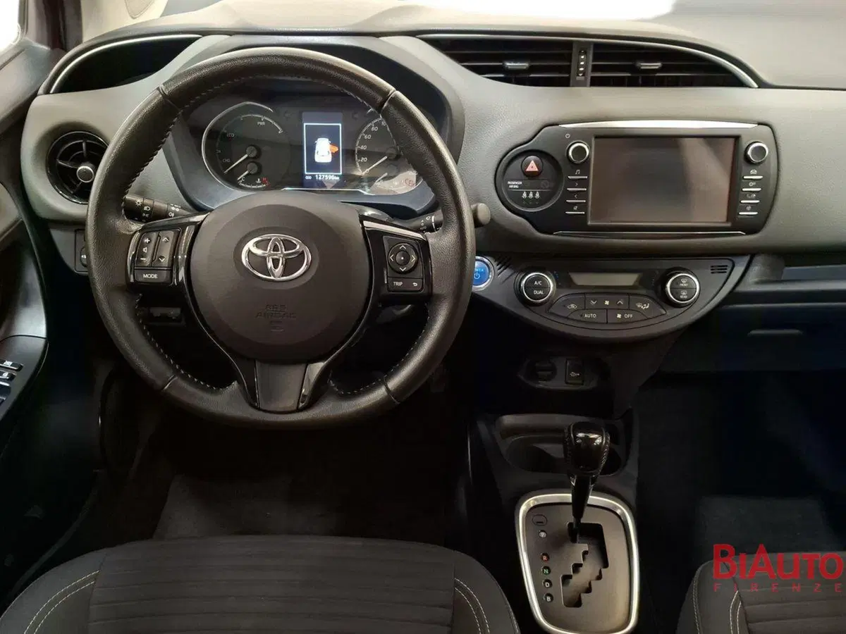 Toyota Yaris usata a Firenze (8)