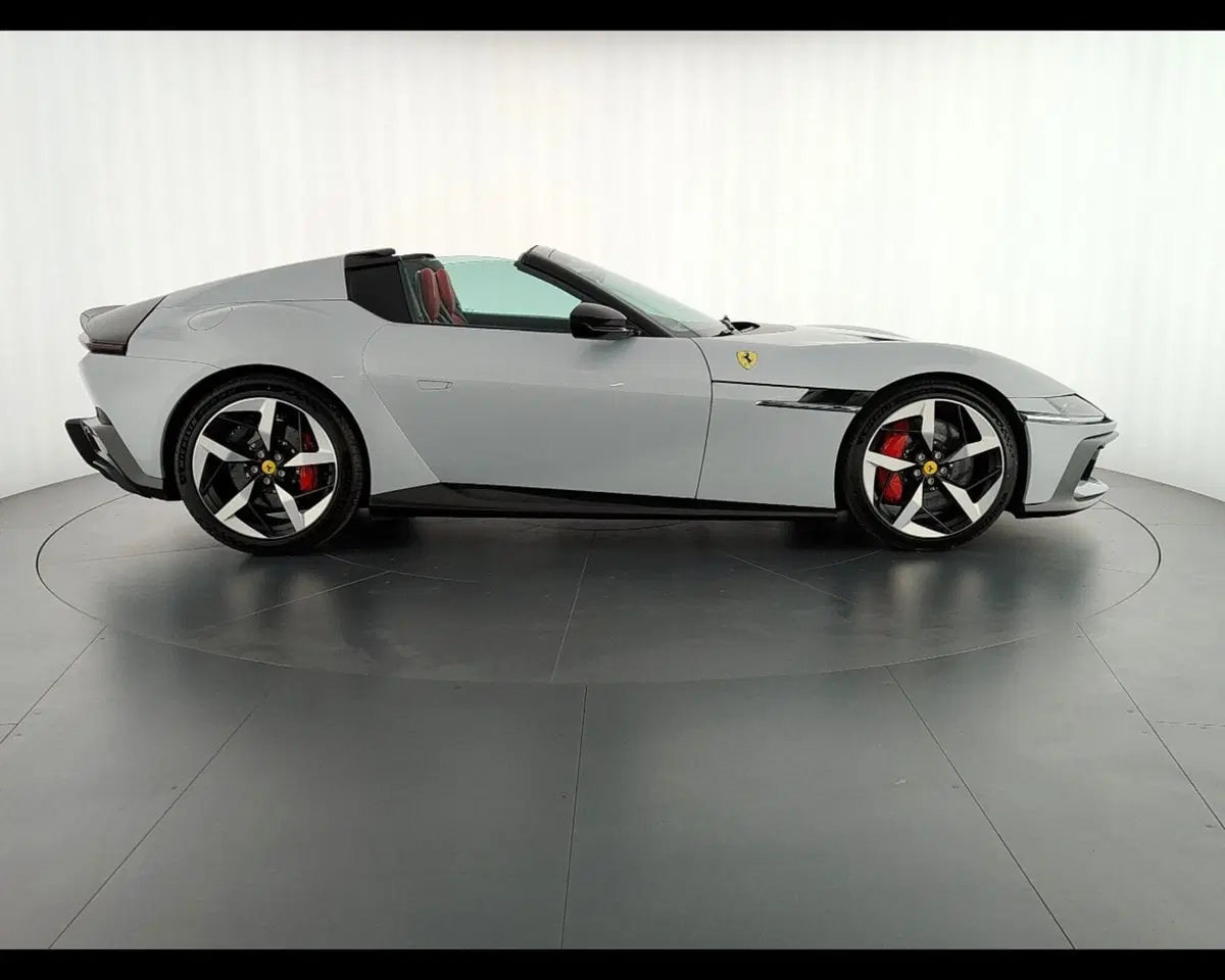 Ferrari 12Cilindri Spider usata a Verona (9)