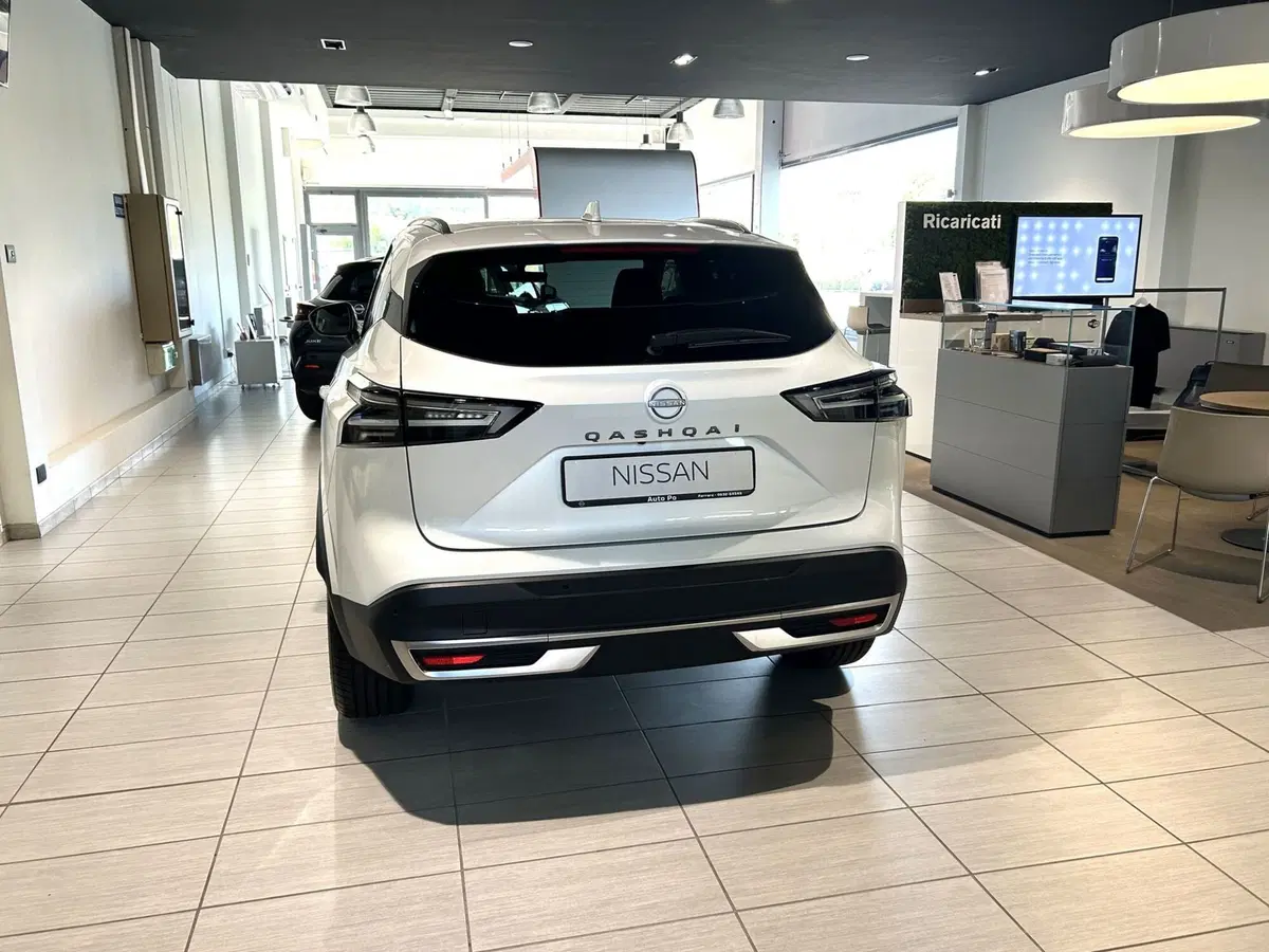 Nissan Qashqai nuova a Ferrara (5)