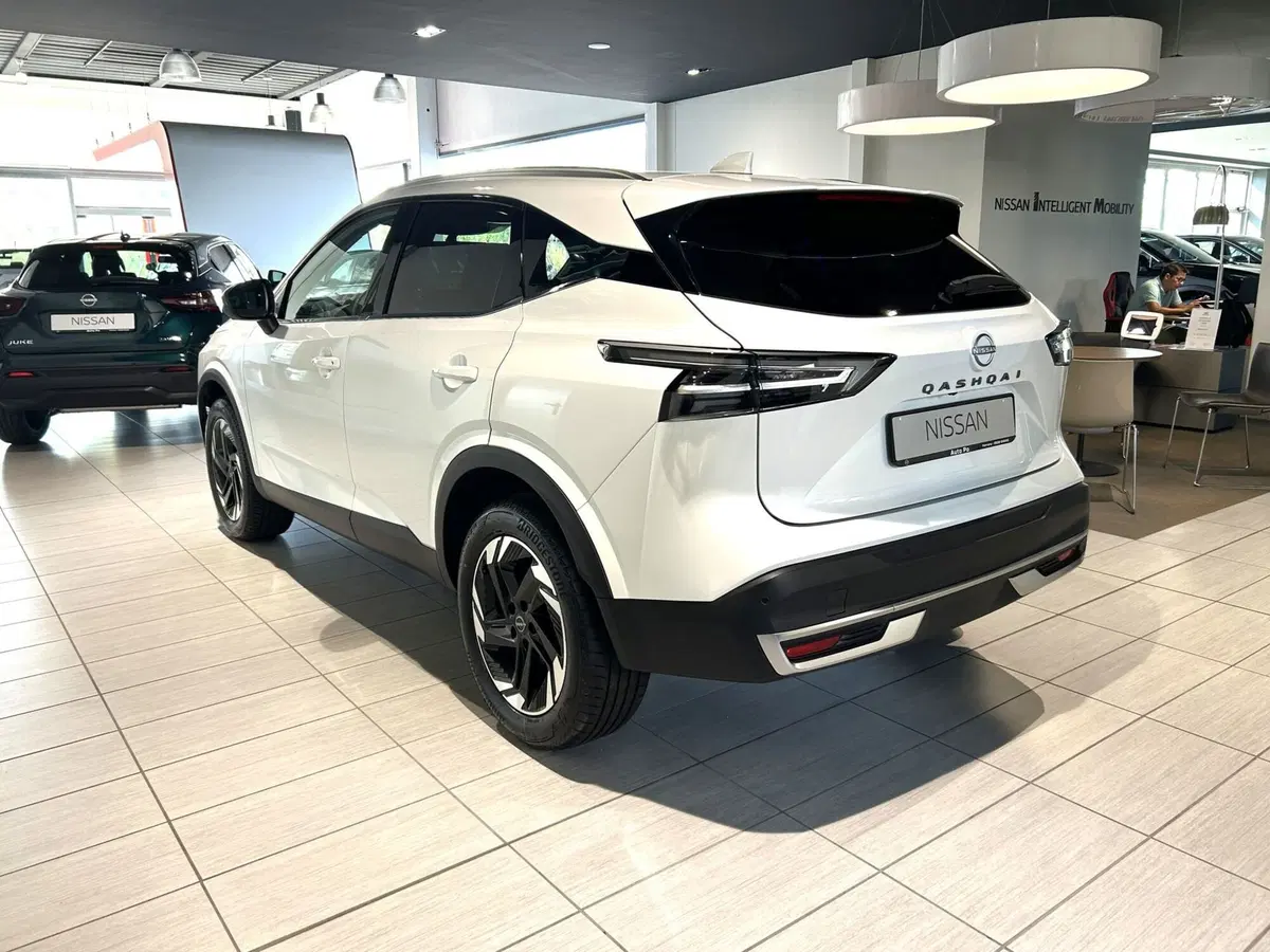 Nissan Qashqai nuova a Ferrara (6)