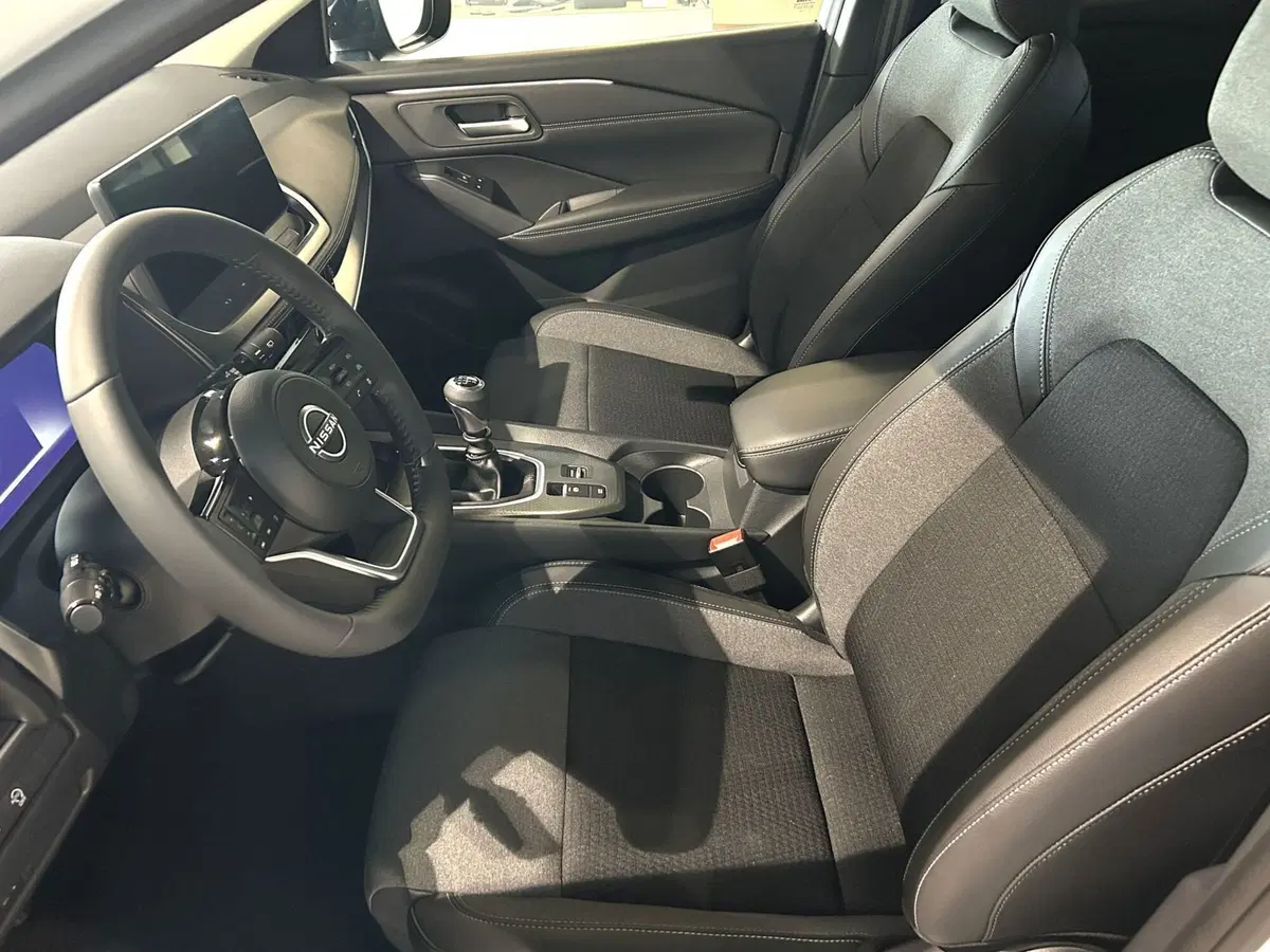 Nissan Qashqai nuova a Ferrara (8)