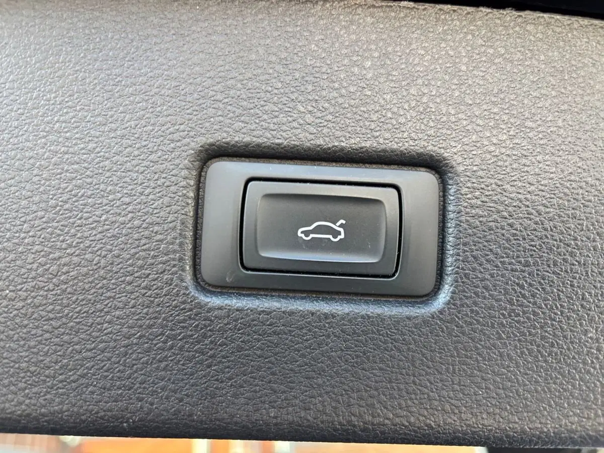Audi Q5 Sportback usata a Pescara (16)