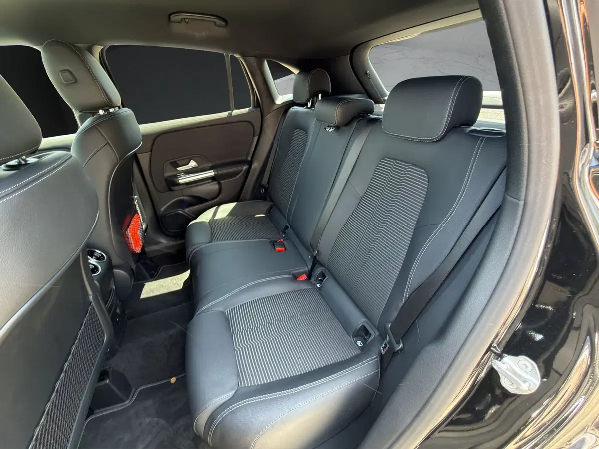 Mercedes-Benz GLA SUV usata a Cosenza (13)
