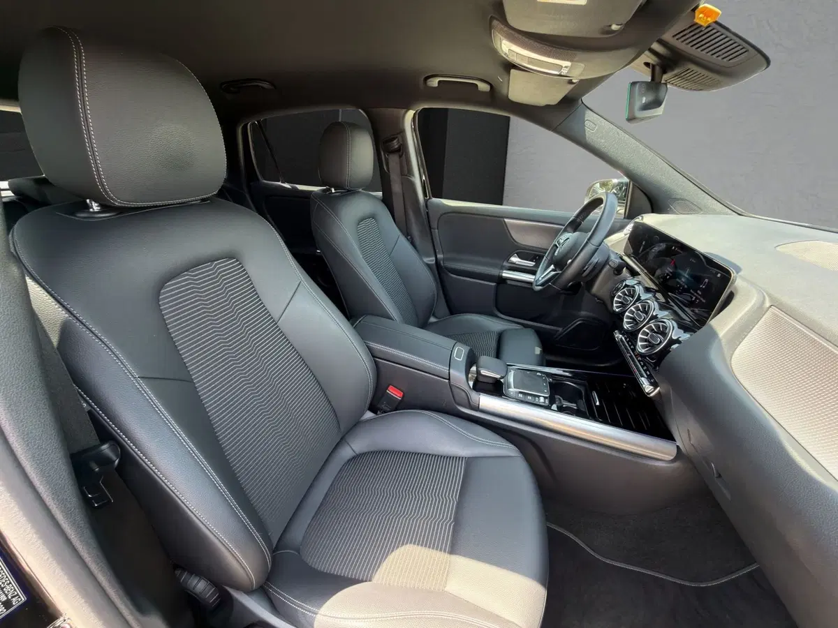 Mercedes-Benz GLA SUV usata a Cosenza (18)