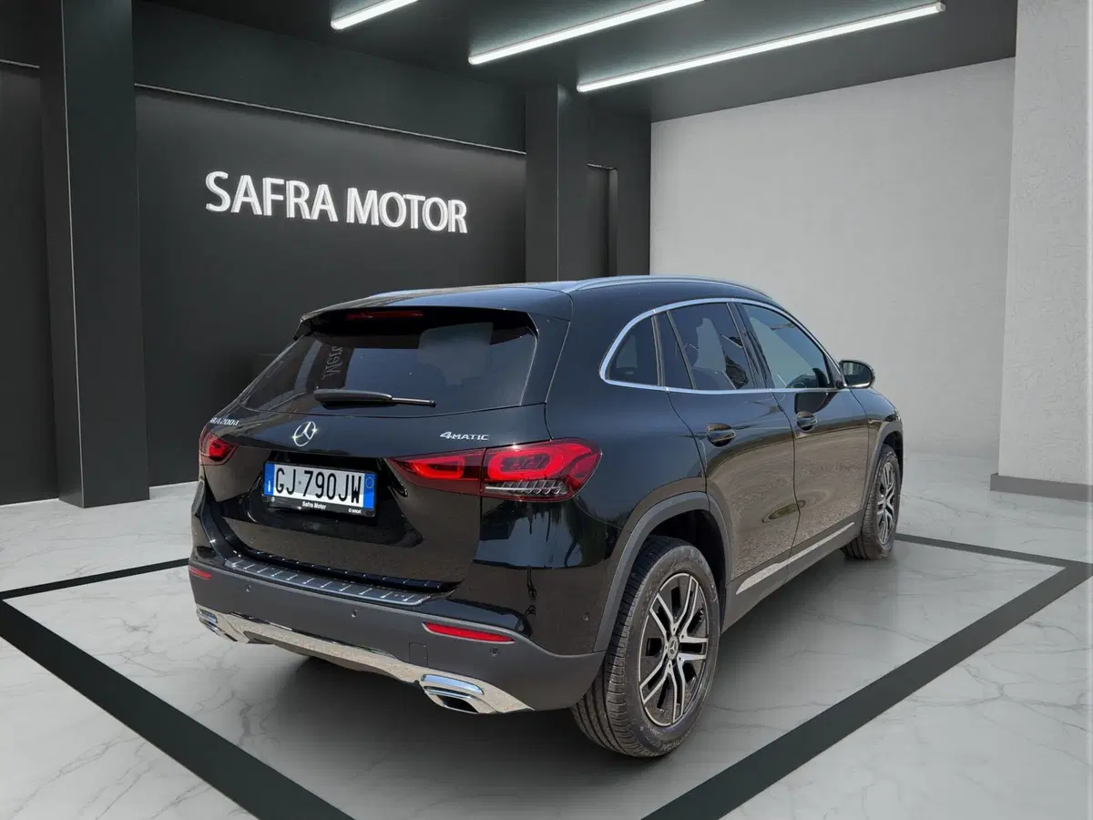 Mercedes-Benz GLA SUV usata a Cosenza (6)