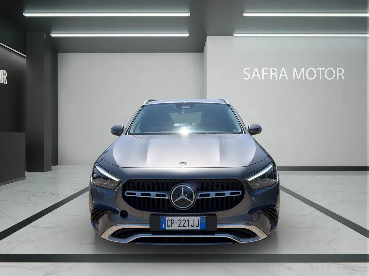 Mercedes-Benz GLA SUV usata a Cosenza (2)
