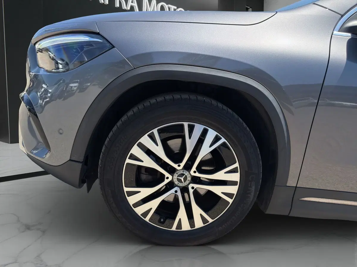 Mercedes-Benz GLA SUV usata a Cosenza (20)
