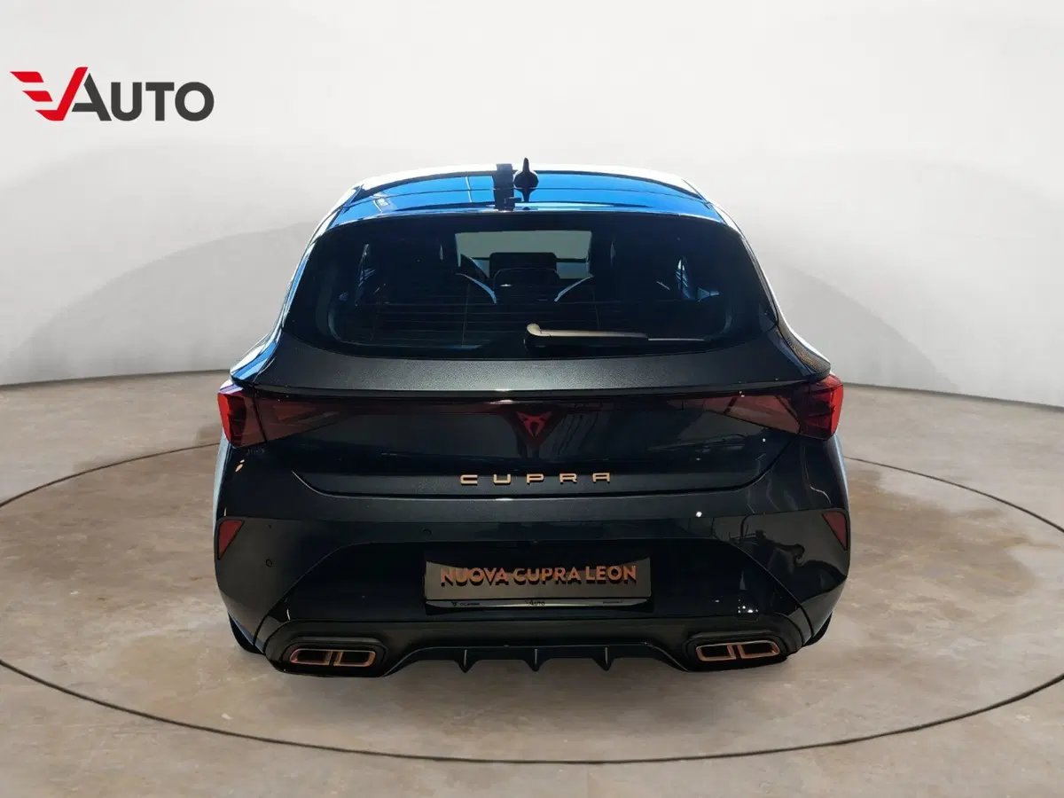 Cupra Leon Station Wagon nuova a Aosta (4)