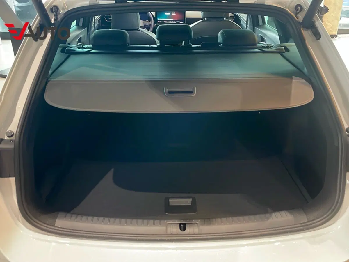 Cupra Leon Station Wagon nuova a Vercelli (11)
