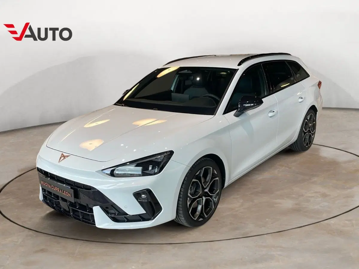 Cupra Leon Station Wagon nuova a Vercelli (8)