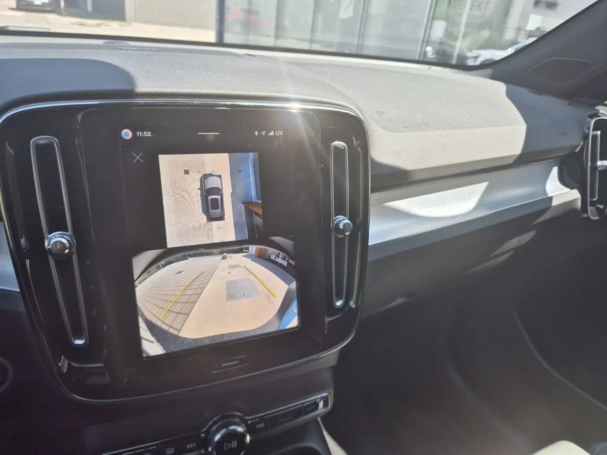 Volvo XC40 usata a Como (10)