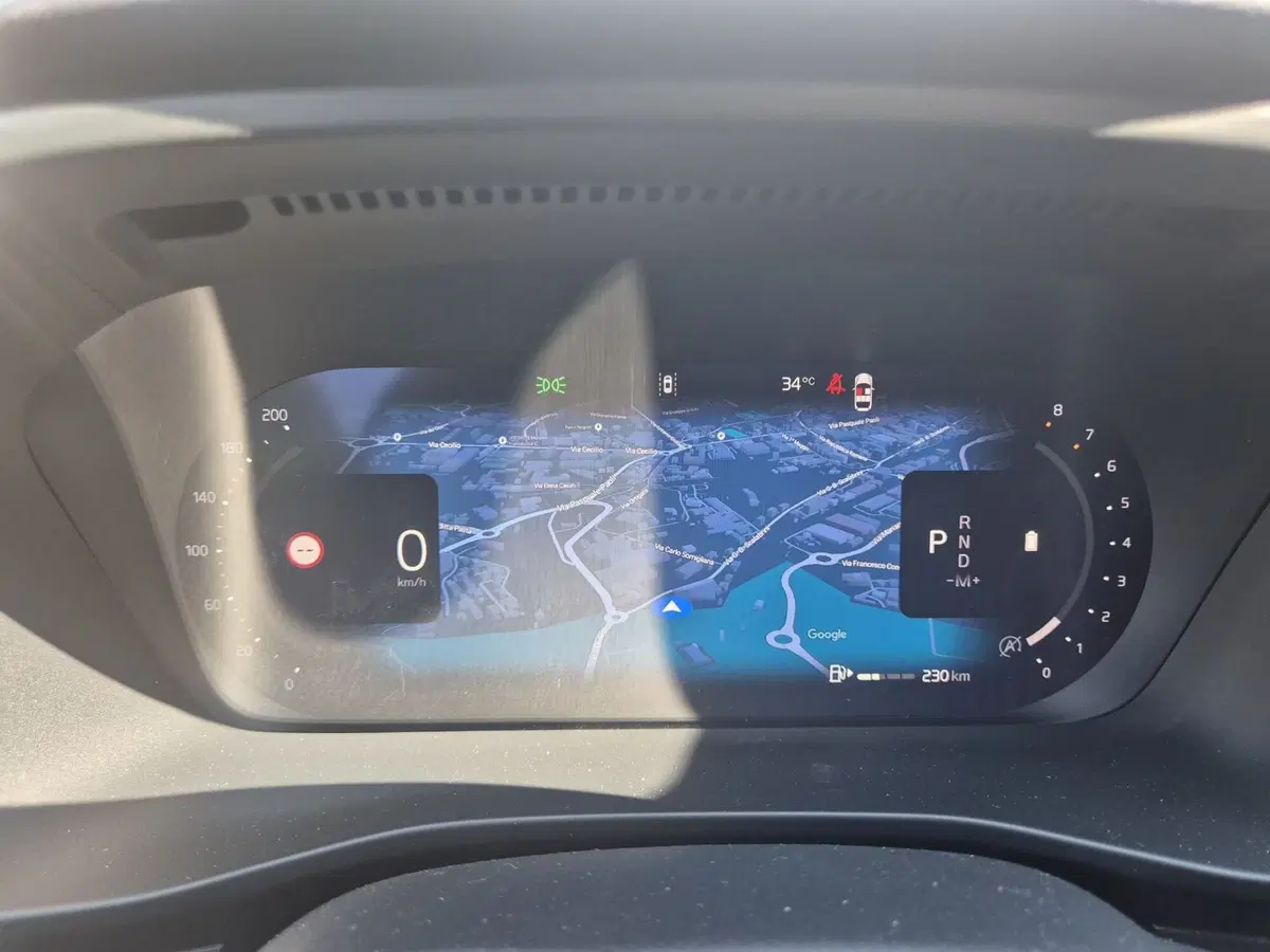 Volvo XC40 usata a Como (14)