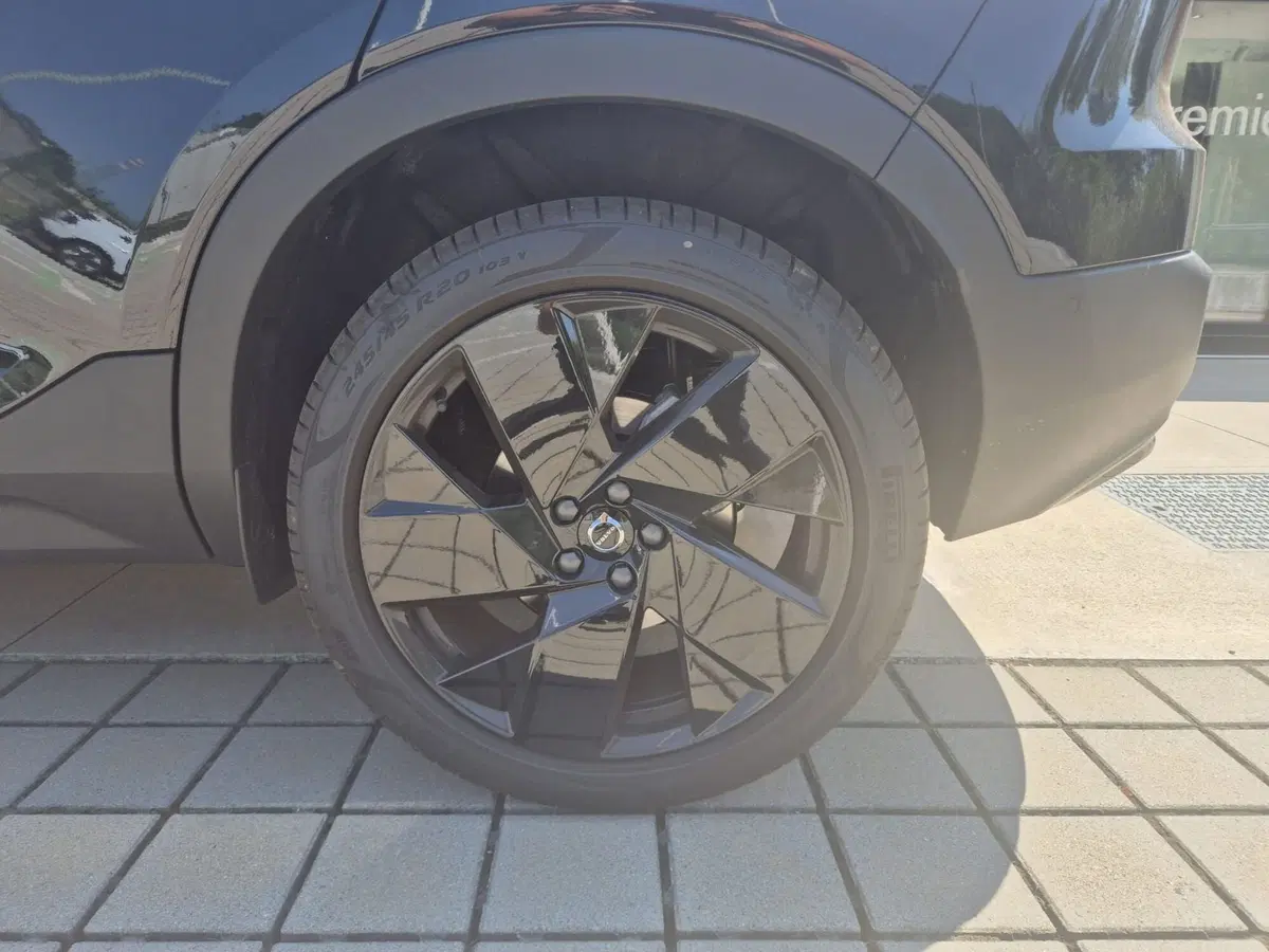 Volvo XC40 usata a Como (6)