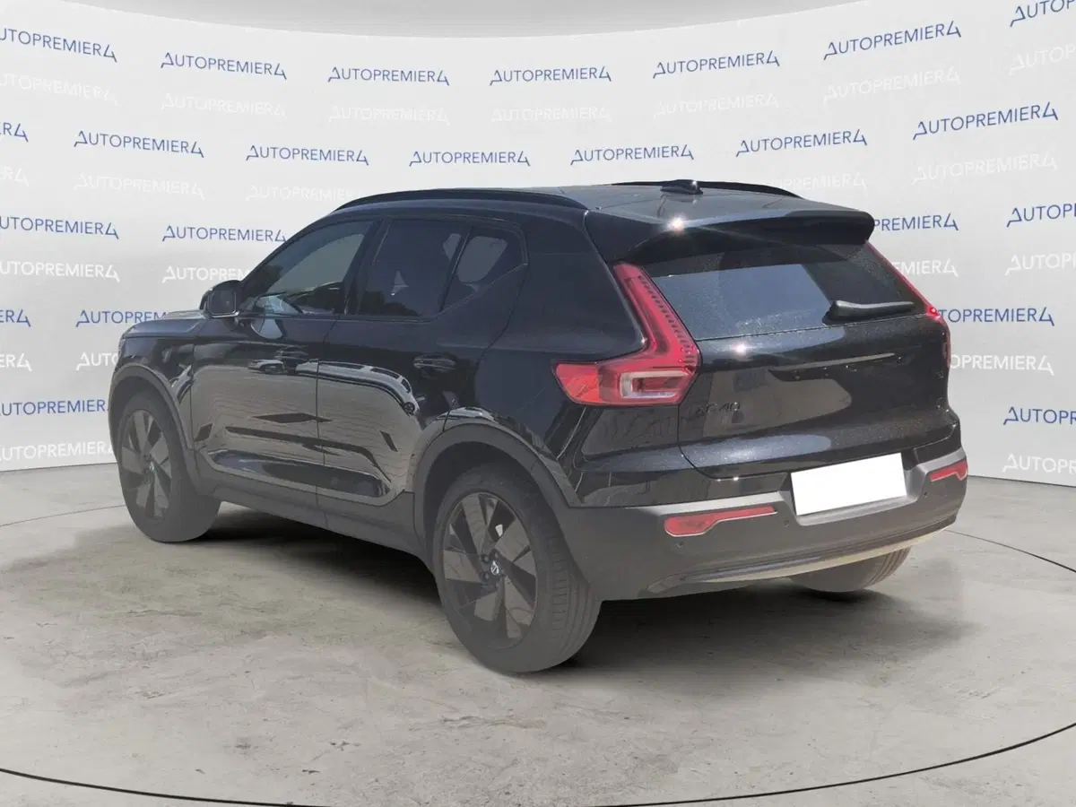 Volvo XC40 usata a Como (7)