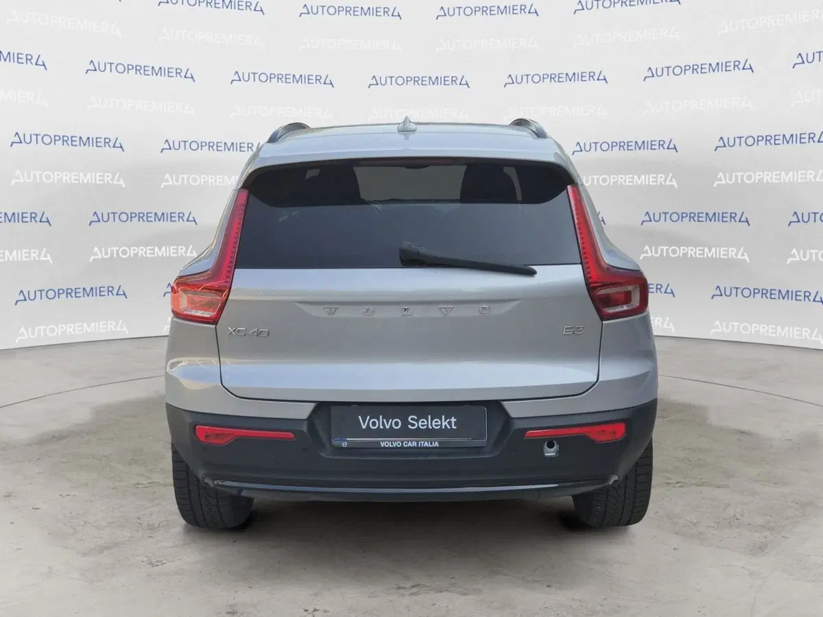 Volvo XC40 usata a Como (6)