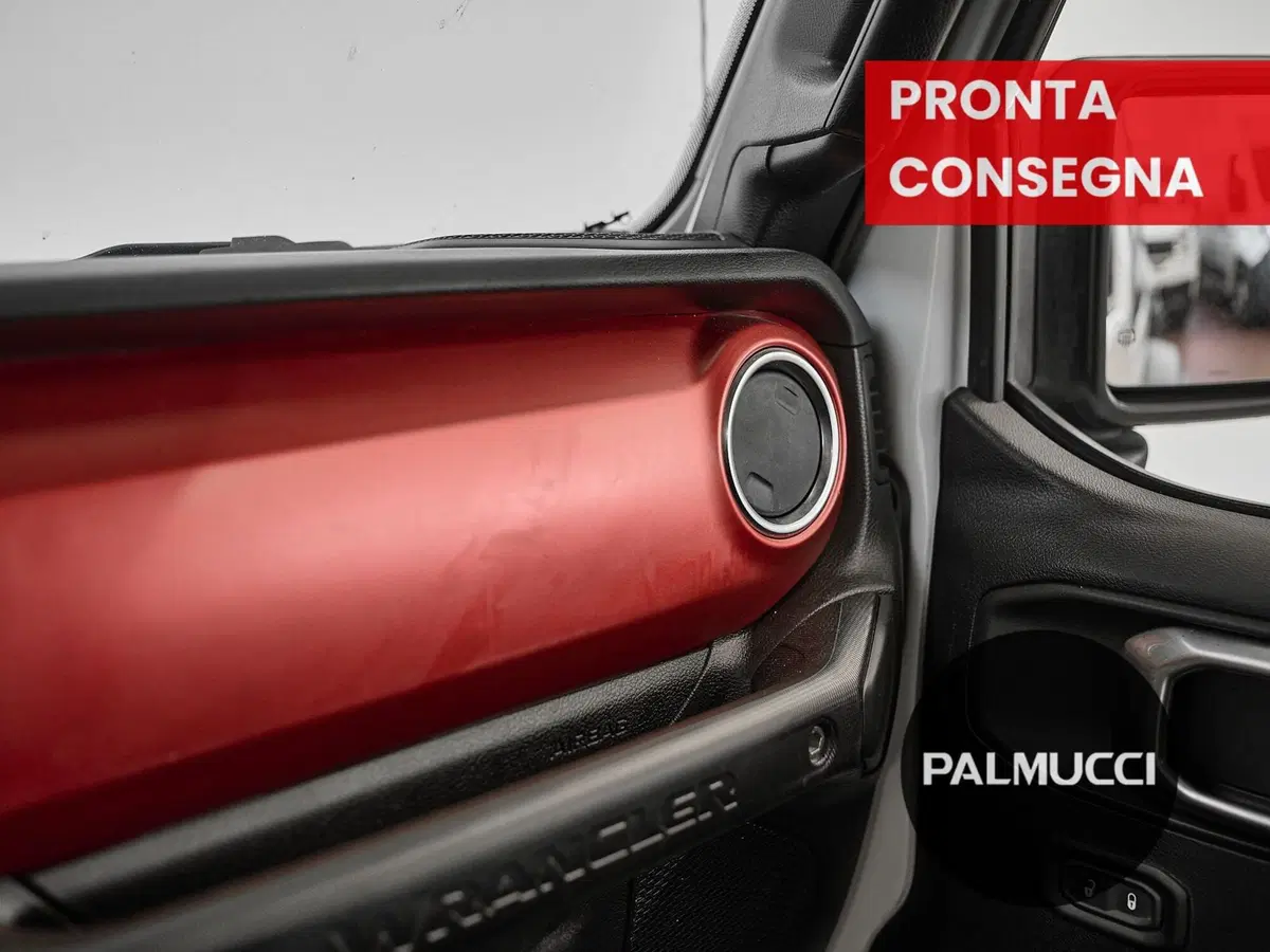Jeep Wrangler usata a Prato (15)