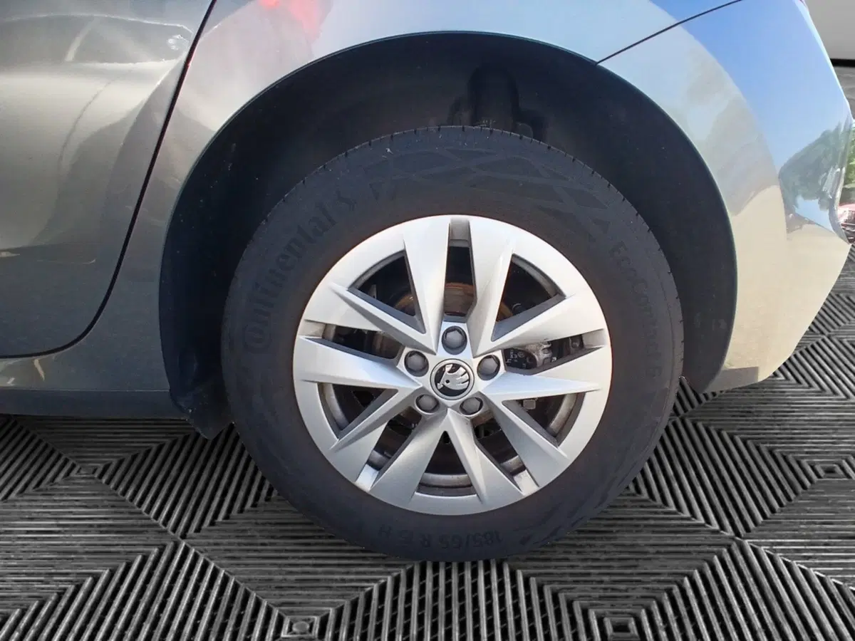 Skoda Fabia usata a Pordenone (10)