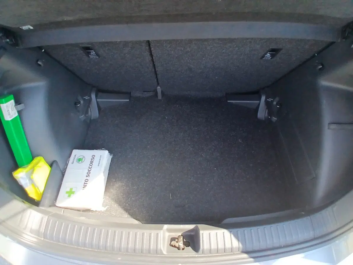 Skoda Fabia usata a Pordenone (9)