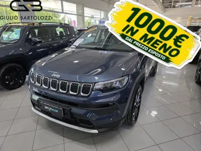 Jeep Compass 1.5 Turbo T4 130CV MHEV 2WD Limited del 2025 usata a Prato