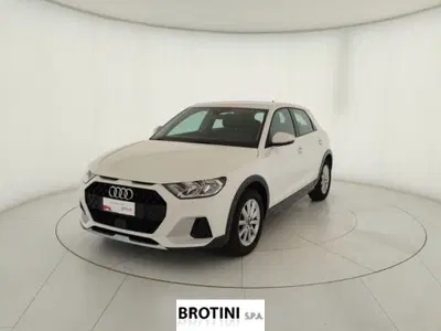 Audi A1 Sportback Sportback 25 1.0 tfsi Business del 2023 usata a Massa