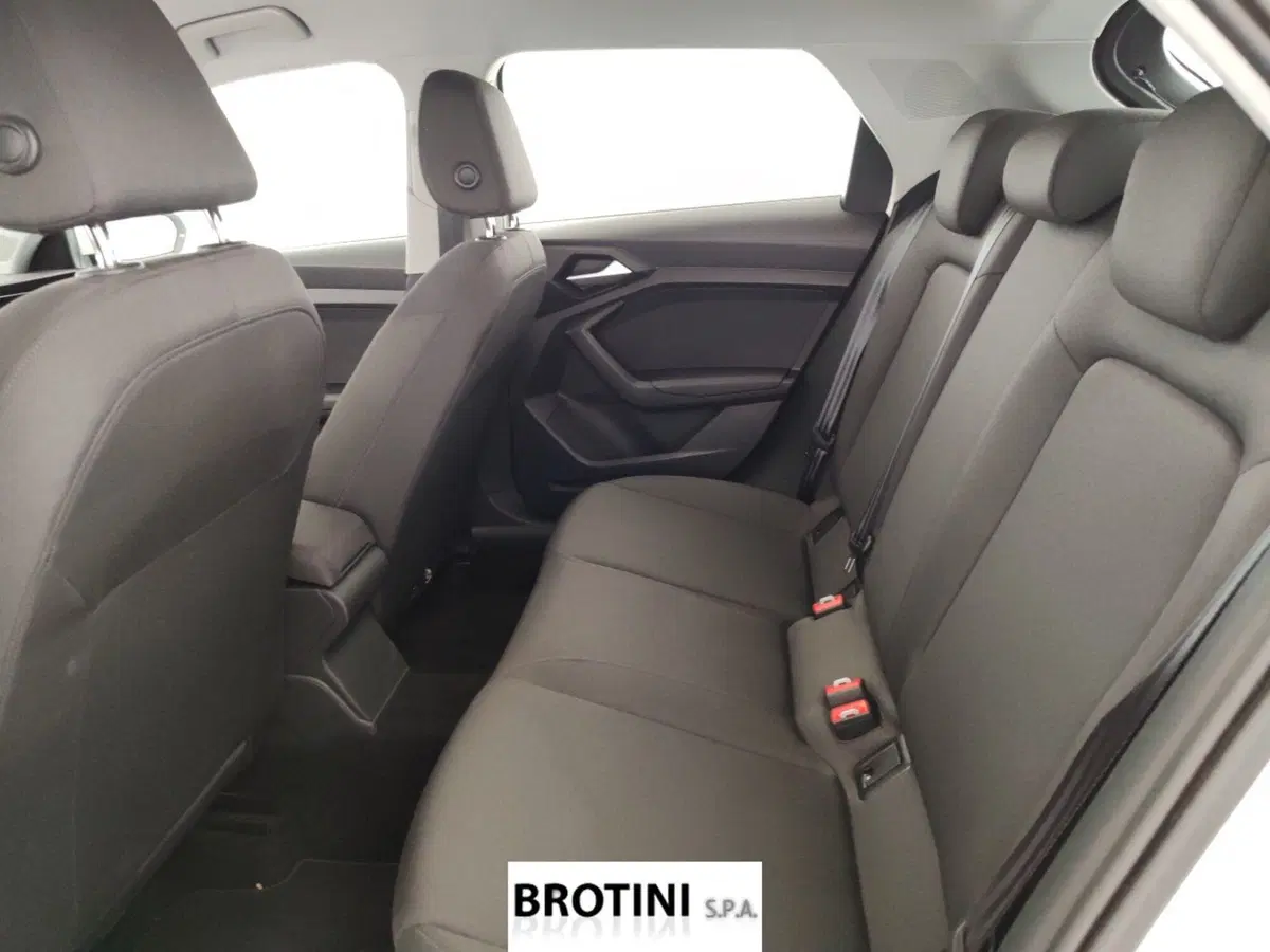 Audi A1 Sportback usata a Massa-Carrara (10)