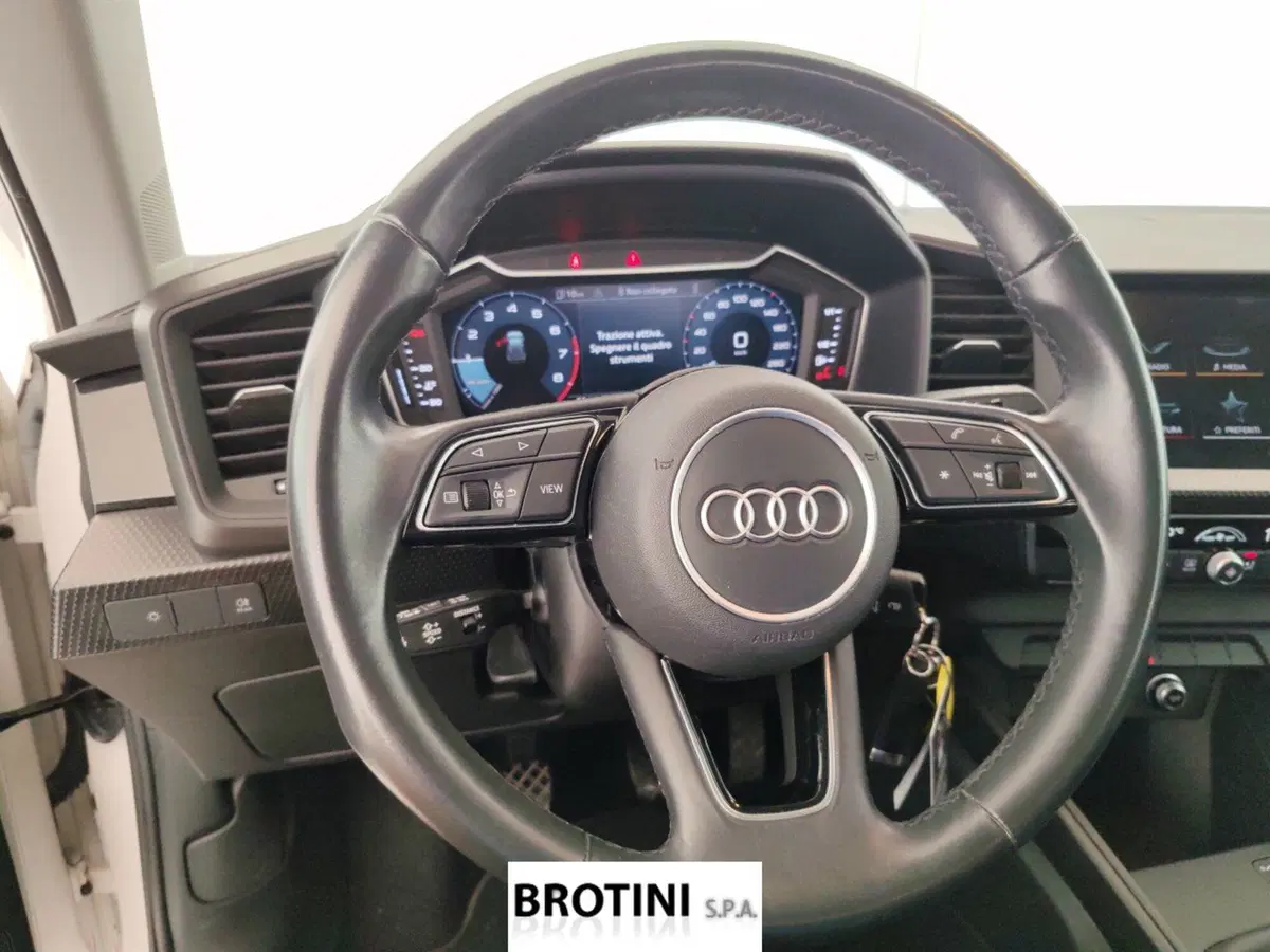 Audi A1 Sportback usata a Massa-Carrara (14)
