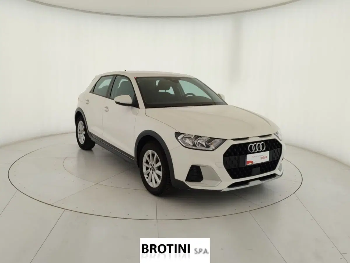Audi A1 Sportback usata a Massa-Carrara (4)