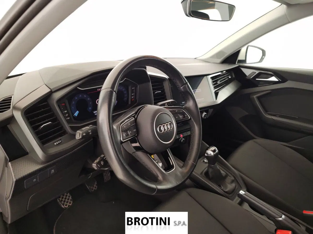 Audi A1 Sportback usata a Massa-Carrara (8)