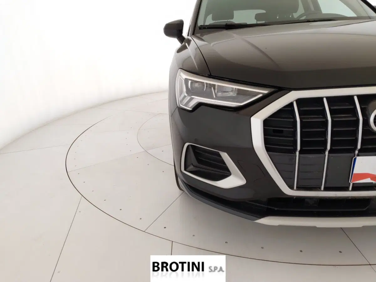 Audi Q3 usata a Massa-Carrara (5)