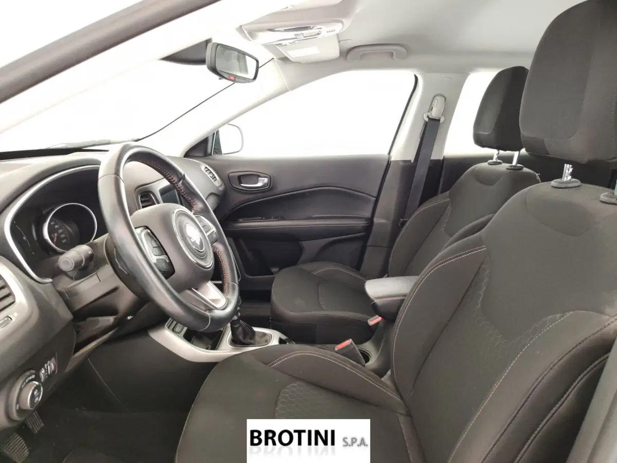 Jeep Compass usata a Massa-Carrara (7)