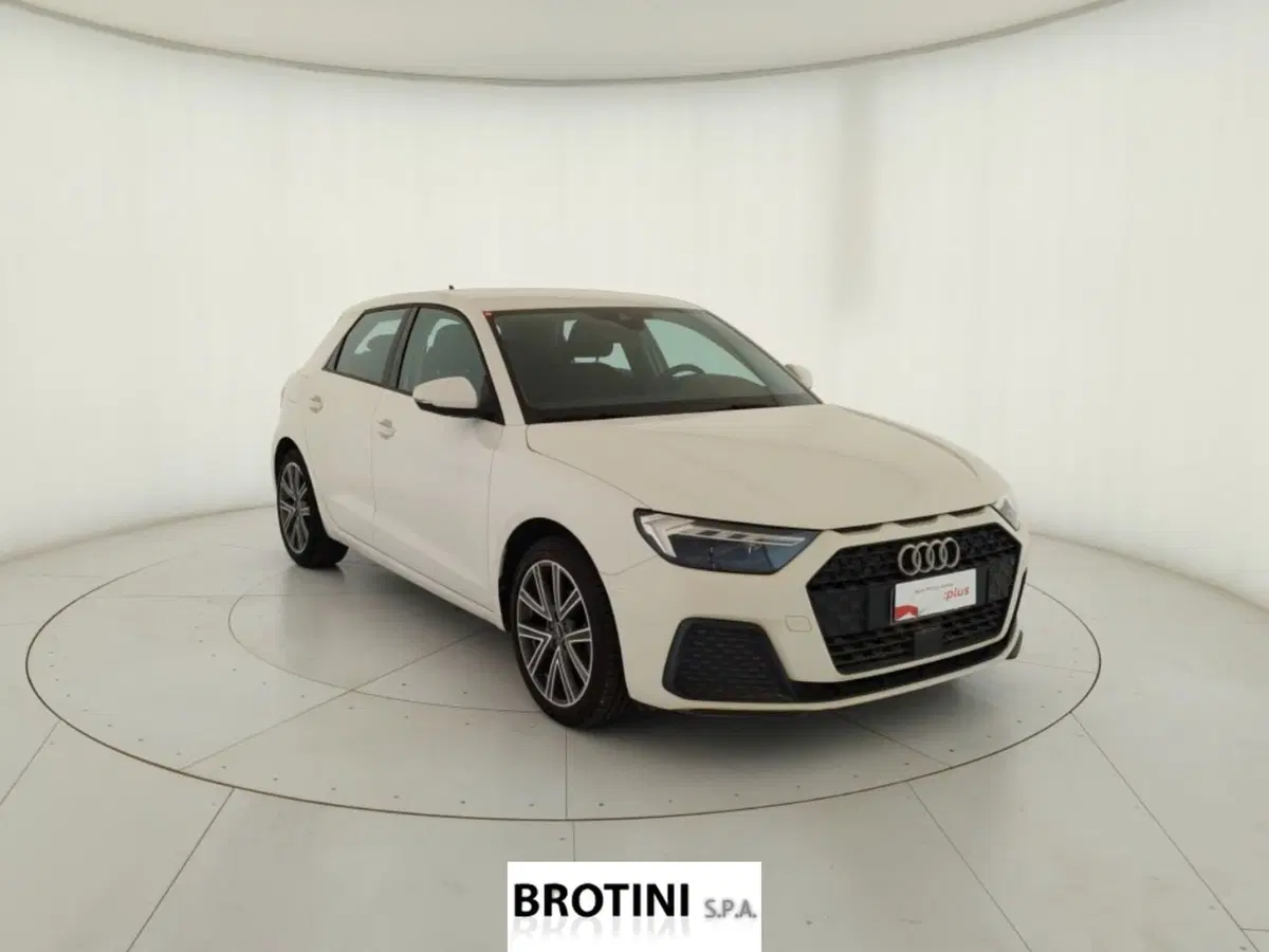 Audi A1 Sportback usata a Massa-Carrara (4)